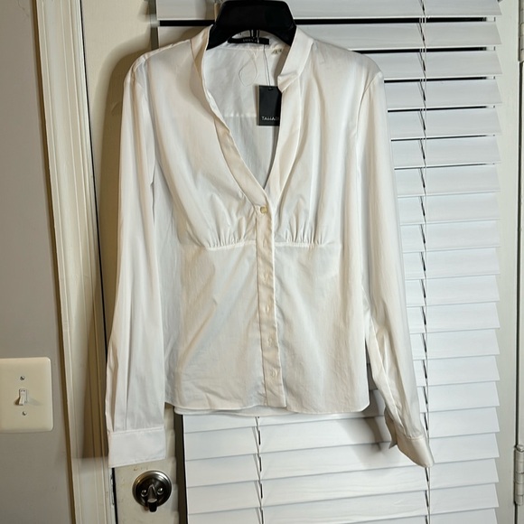 Tahari white small/petite work top - Picture 1 of 3